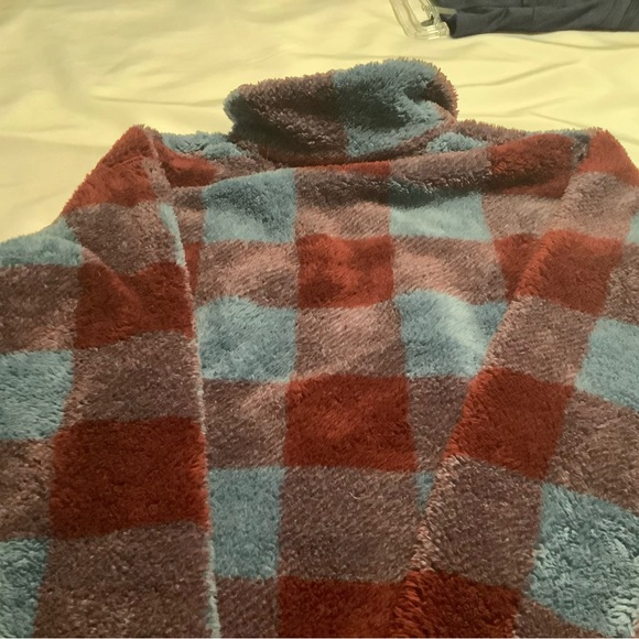 Eddie Bauer plush sweater M - Picture 14 of 16